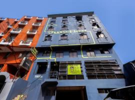 Spot On Junction Hostel, Hotel in Manila