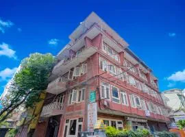 OYO 795 Hotel Holiday Inn