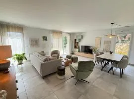 Cosy flat - Garden - Swimming pool