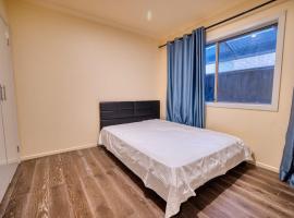 温暖而浪漫的乡村小屋 off, hotel in Tarneit