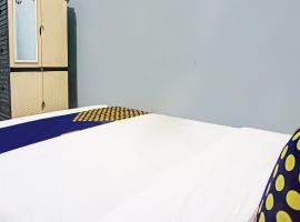 OYO Life 91600 Syariah Army Kost & Homestay, hotel en Gresik