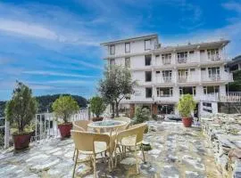 High Sky Resort - Best Luxury Hotel in Dharamkot