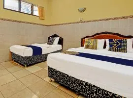 OYO Life 91677 Hotel Citra Dewi 3