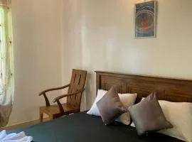 Costa's Villa, Tropical Oasis, Sigiriya Room