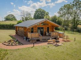 Willow - Tedstone Log Cabins, ξενοδοχείο σε Bromyard