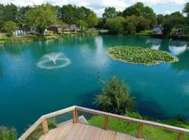 Lakewood Retreat- Brickyard Lakes