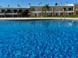 White by Check-in Portugal