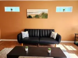 Modern 2 Beds Apt close Downtown