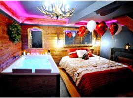 Le Chalet romantique, SPA XXL, Écran cinéma, Lit king size, cascade d'eau, chalé em Bourgoin