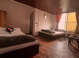 Misty Mountain Homestay, Darjeeling