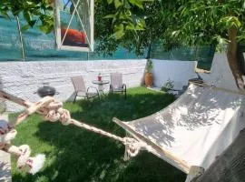 The Garden House in Paradisi