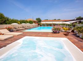 La Mimosa Camping, hotel Fanóban