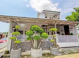 SPOT ON 92012 Homestay Grand Mahkota Permai Syariah
