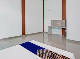 OYO 92006 Kost Sejahtera Syariah, hótel í Sidoarjo