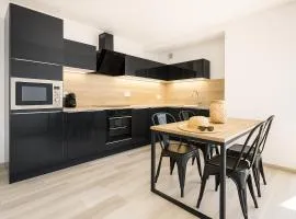 "COSY" Appartement confort de 50m2 à 150m de la Mer et du Centre ville, parking gratuit
