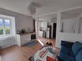 T2 refait à neuf, calme avec vue