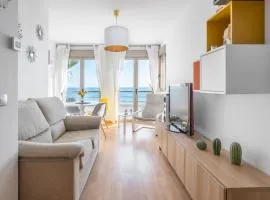 WintowinRentals Bezmiliana Playa en Apartamento con Vistas al Mar en Primera Línea