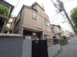 104T 楽逸 中井 上落合2 Rakuyu Nakaji 新宿 中井駅まで3分 新宿まで3駅 無印良品プロデュース 3階建て貸切 Netflix