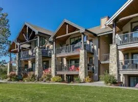 Condo Luxueux au pied du Mont