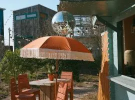 DE BUITENKANS urban camping - unique cabins