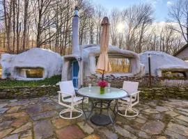 Less Than 6 Mi to Arlington Whimsical Stone Abode!