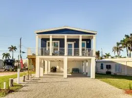 1 Mi to Beach Access Home with Porch in Fort Myers!