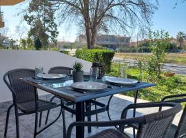 AMMOS Possidi, отель в Посиди