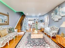 3 Mi to Penn Pet-Friendly Townhome in Yeadon!, hotel v destinaci Yeadon