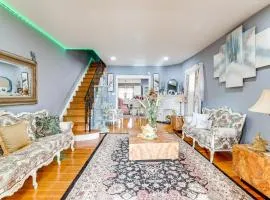 3 Mi to Penn Pet-Friendly Townhome in Yeadon!