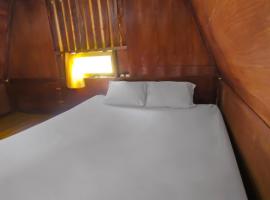 SPOT ON 92462 Awenk Homestay Near SD Gunung Wakul, hotel v destinaci Lombok