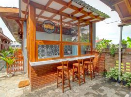 OYO 92606 Djoglo Boto Homestay Syariah, hotel di Yogyakarta