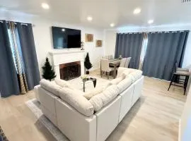 Newly renovated, warm home with 4 bedrooms, 14 miles from Disney