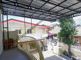 OYO Life 92632 Kost Pondok Kito, hotel dekat Bandara Sultan Thaha - DJB, Jambi