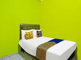 SPOT ON 92786 Homestay Barokah