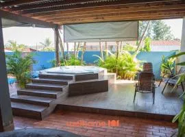 Casa com Piscina e Lazer Completo em Barra Bonita