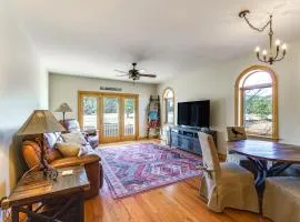 Near Hiking and Biking Mtn-View Condo in Angel Fire