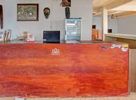 Capital O 92747 Ombak Cafe & Homestay, hotel in Kuta Lombok