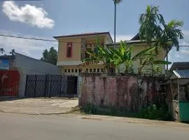 OYO 93073 Penginapan 69