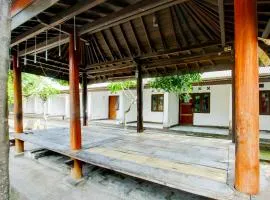 Hotel O Kost Gayus