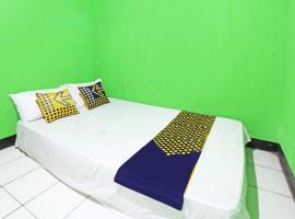 Hotel O Kos Rosni, hotel v destinaci Papak