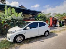 OYO Life 92838 Kost Ibu Surya