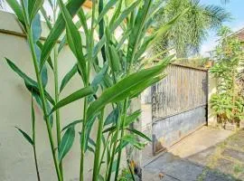 OYO Life 92954 Shanti Kost