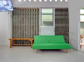OYO 93095 New Puspa Residence