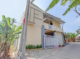 OYO Life 93034 Ayri Home