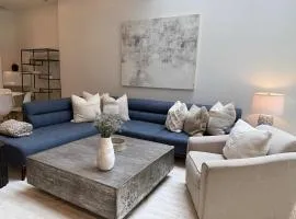 Private Beautiful Townhome w Zen Garden