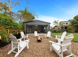 Spacious 3-Bed Beachside House with Outdoor Area