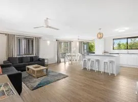 Spacious 3-Bed Home with Large Balcony