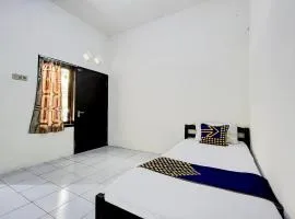 OYO Life 93398 Sudimoro Guest House Syariah