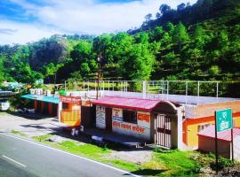 Hotel Swagat Sarovar, hotel v destinaci Pauri