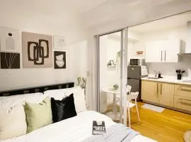 The Serene Escape Ph Rockwell Balcony View 1BR